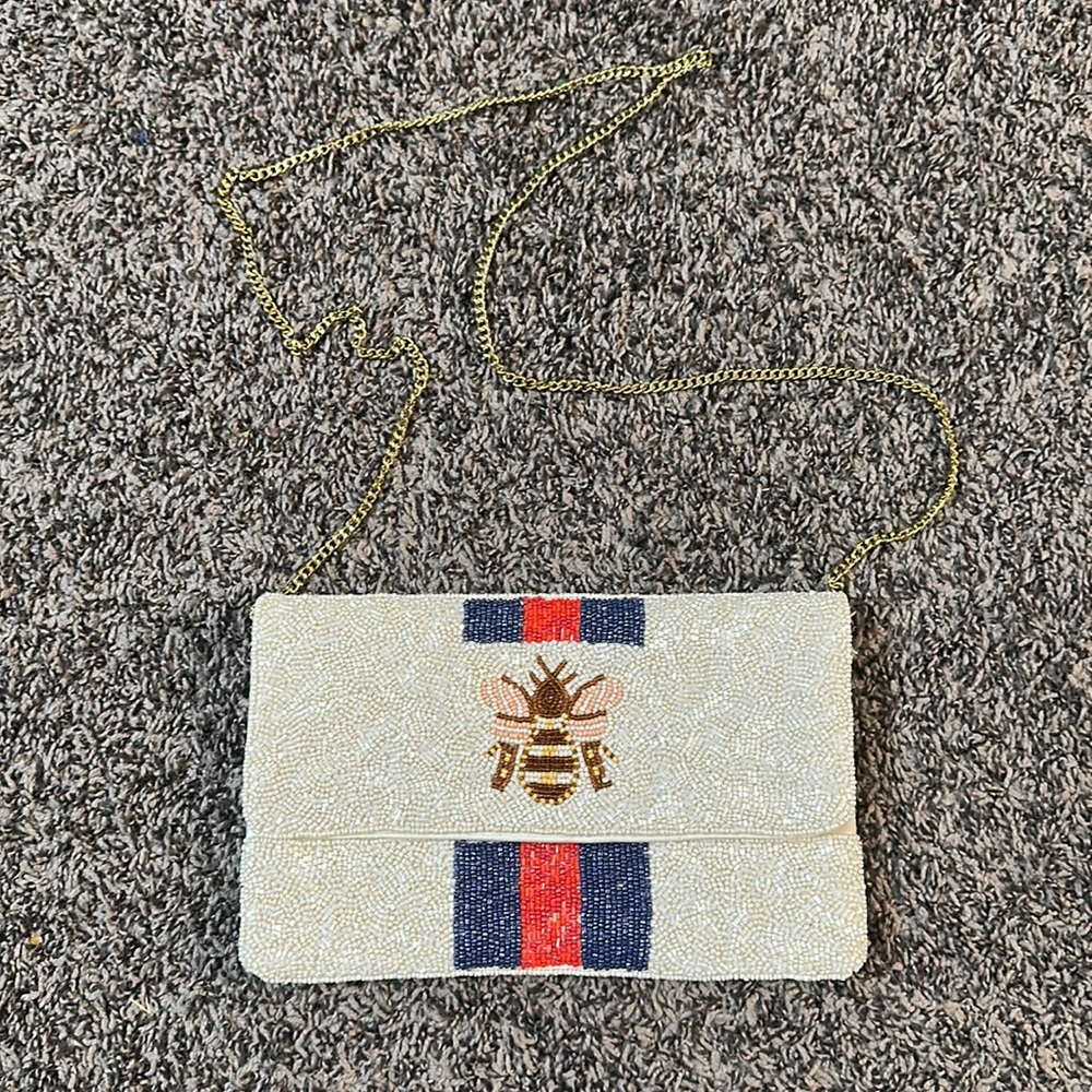 Queen Bee Beaded Purse 🐝